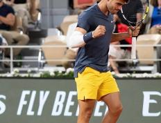 关于纳达尔连续七场比赛得分超过比赛规则变更，美国队不断突破！上演精彩一战的信息